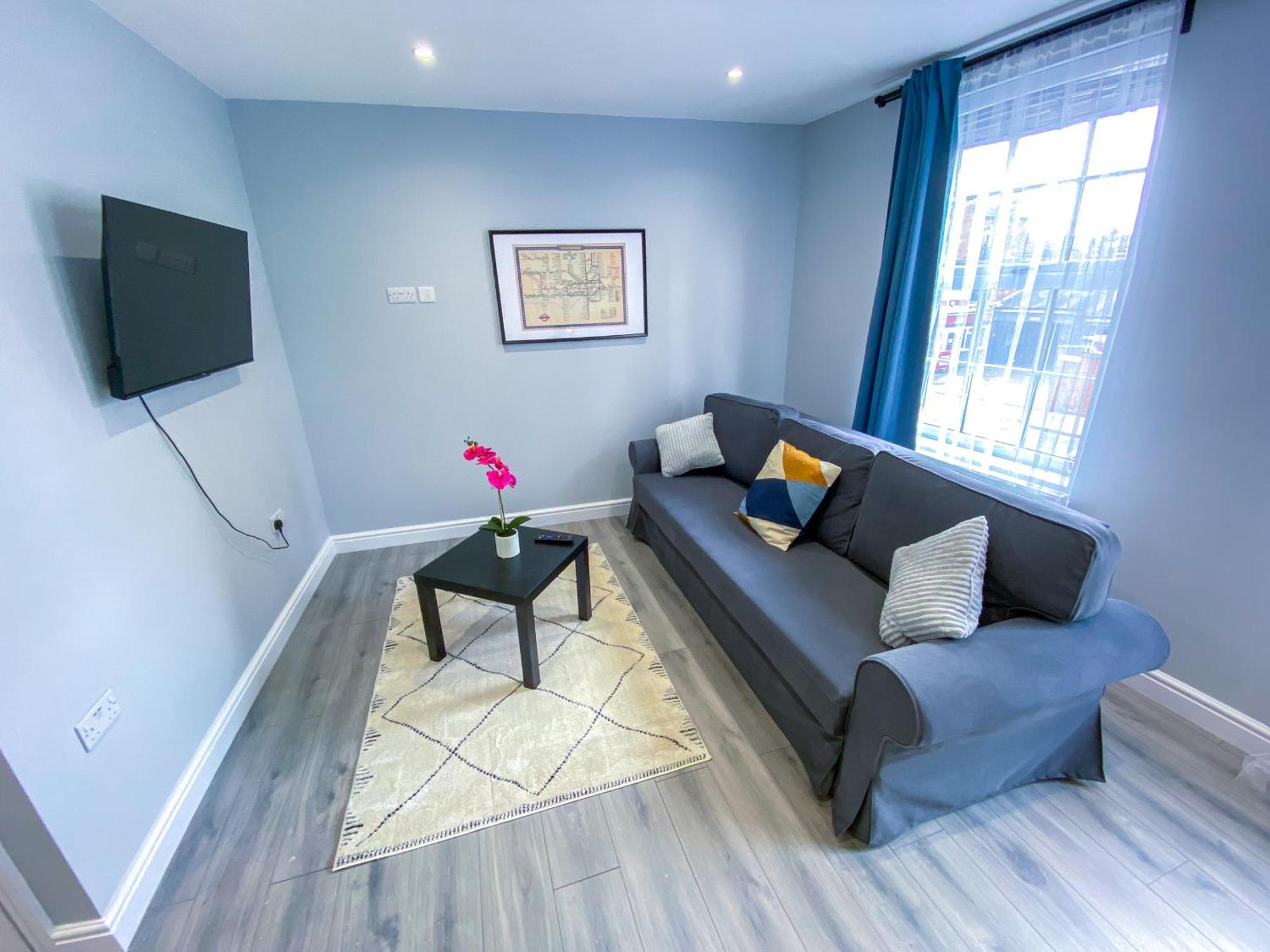 Modern 1-Bedroom Flat, 5 Guest, London - F2 Luaran gambar
